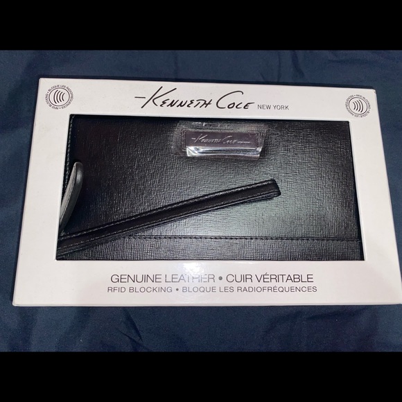 Kenneth Cole Wallet - Picture 1 of 6